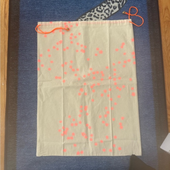 Star Pattern Drawstring Bag - Picture 4 of 6